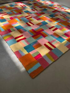 tapis laine sur mesure artiste a koffi handtufting