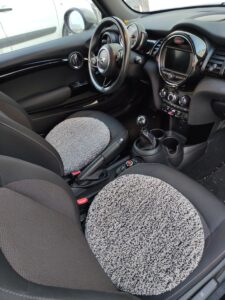tapis coussins auto pure laine handtufting